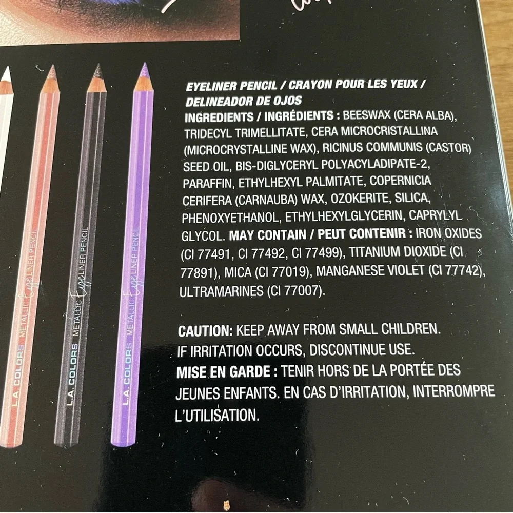 NIP L.A. Colors 7 piece eyeliner set